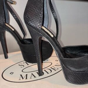 Steve Madden Textured Black Stiletto Heels